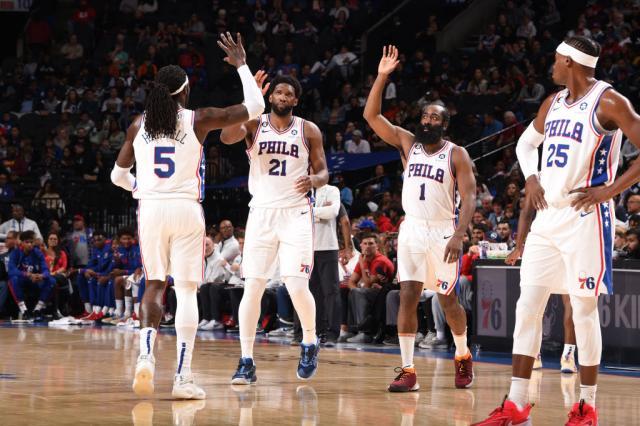 板凳得分33比11!布罗格登一人得分超费城四大新援